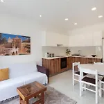 Comfy With Terrace, 5 Mins To Sliema Ferries By 360 Estates