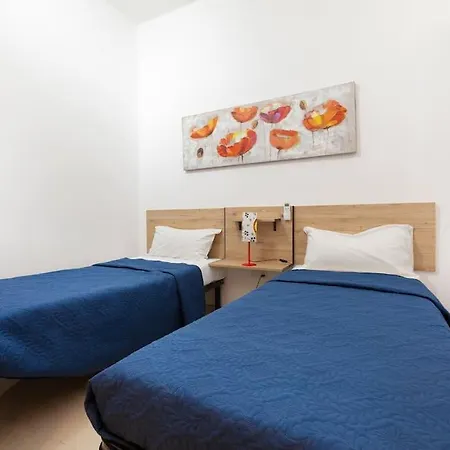 Comfy With Terrace, 5 Mins To Sliema Ferries By 360 Estates Gzira