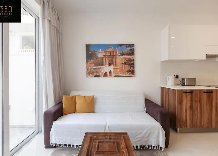 شقة Comfy With Terrace, 5 Mins To Sliema Ferries By 360 Estates