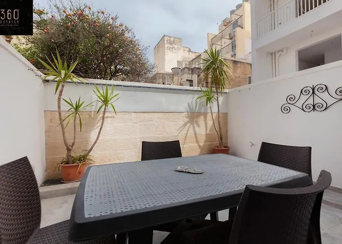 شقة Comfy With Terrace, 5 Mins To Sliema Ferries By 360 Estates