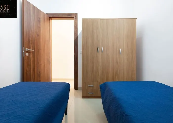 Comfy With Terrace, 5 Mins To Sliema Ferries By 360 Estates * Gzira